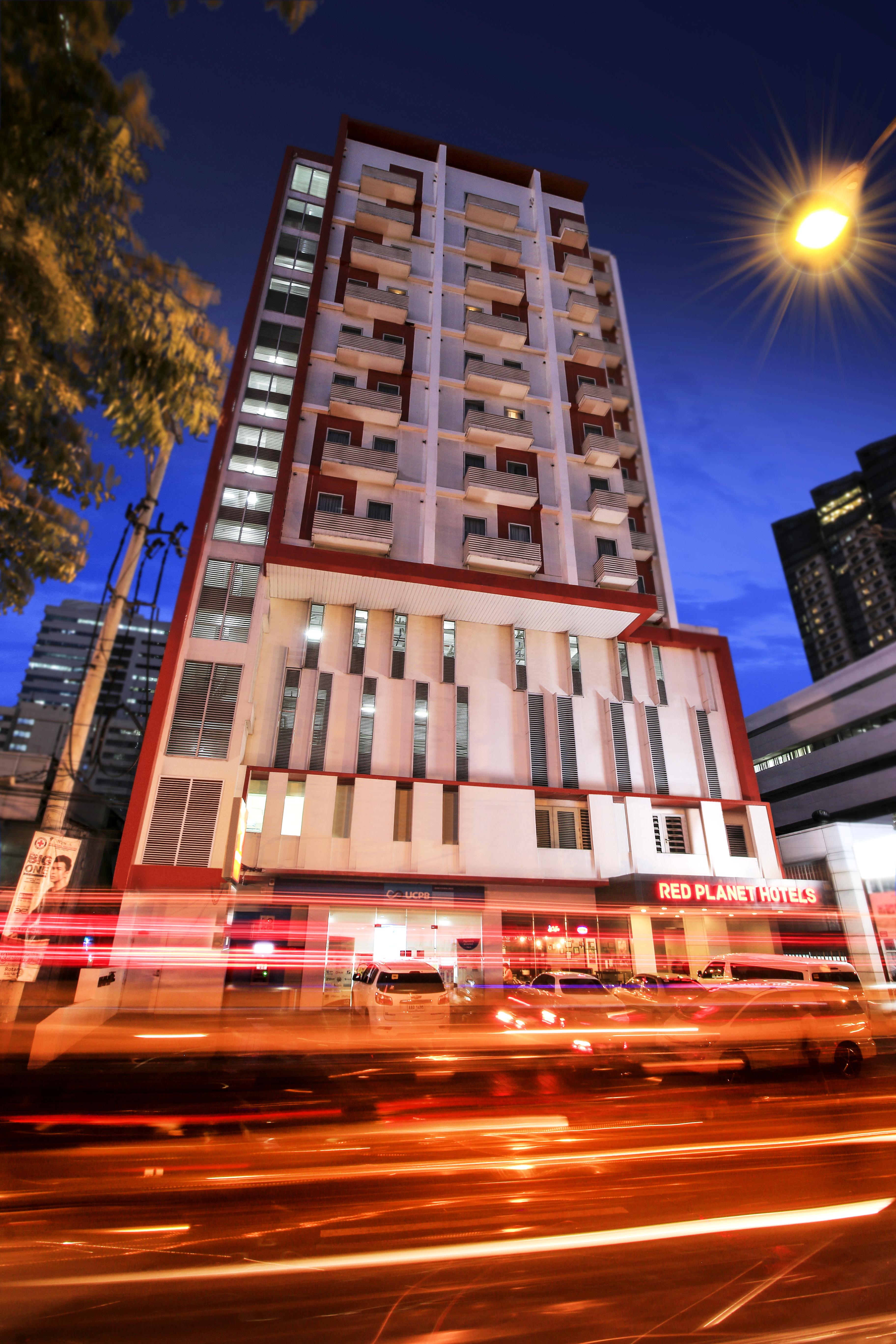 Red Planet Ortigas Hotel Mandaluyong Exterior photo
