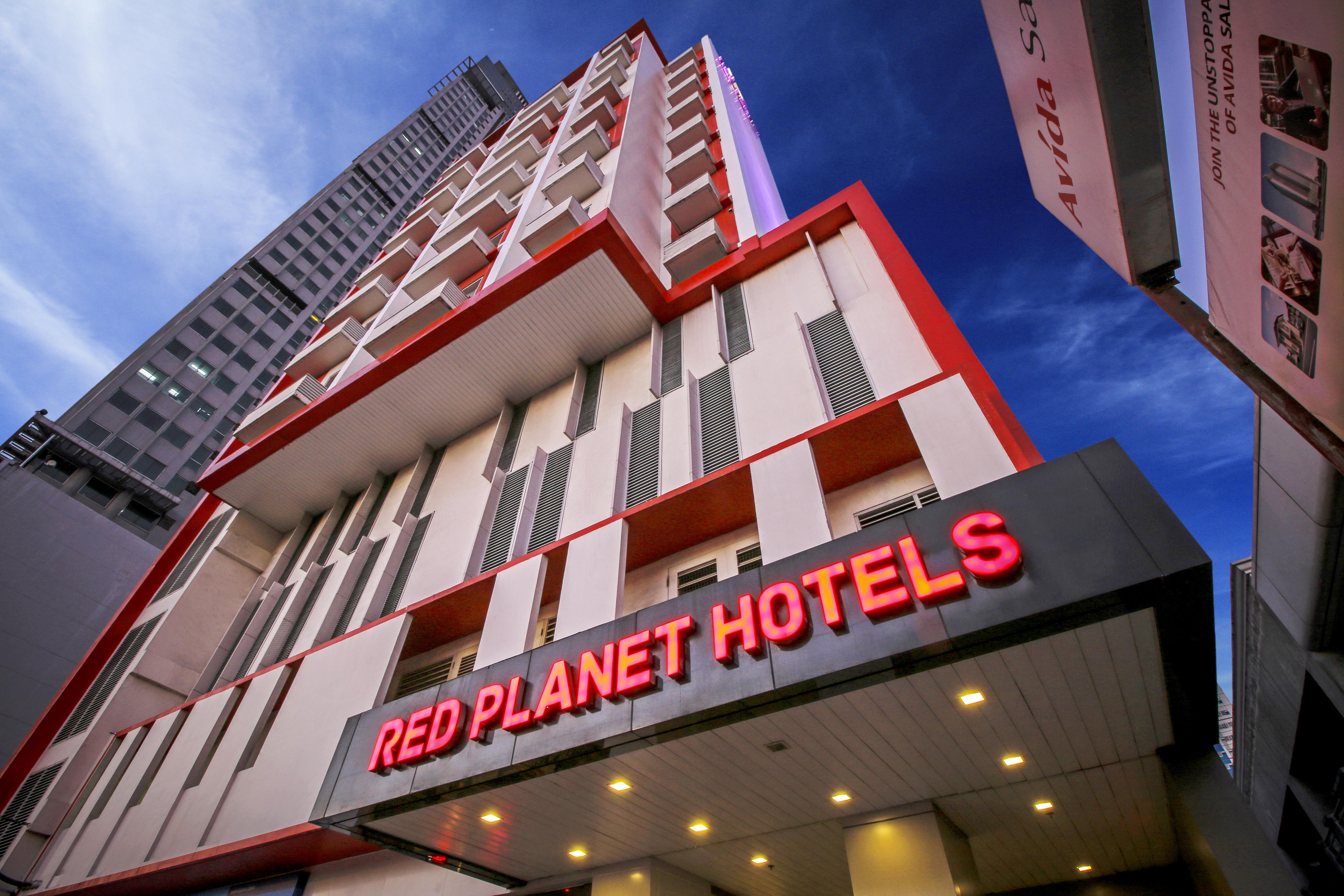 Red Planet Ortigas Hotel Mandaluyong Exterior photo