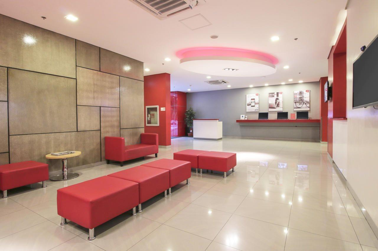 Red Planet Ortigas Hotel Mandaluyong Exterior photo